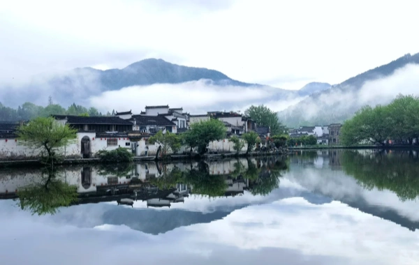 Hongcun: A Journey from Ink-wash Painting to World Heritage Site