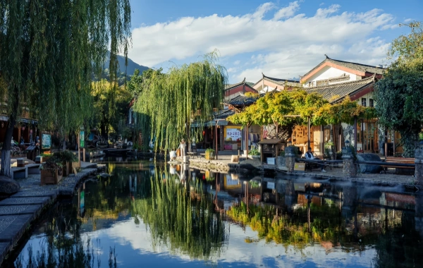 Shuhe Ancient Town: A Serene Journey from the Tea Horse Post Station to the foot of the snow-capped Mountains-4