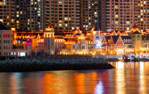 (كورني) من (أولد ريفر بنك) الصناعي إلى (نيو آرتيست واترف)-3