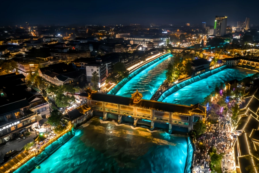 بلو تيرز: The Blue Galaxy Mirage on the Minjiang River-4