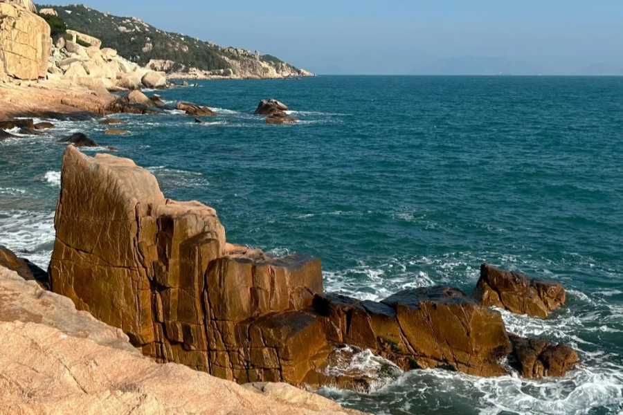 جزيرة الويلينج: رحلة من ميناء الشعر القديم إلى أوتوبيا البحر-3