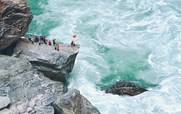 타이거 Leaping Gorge: Jinsha 강에서 하이킹 파라다이스에 이르는 에픽 캐년-4