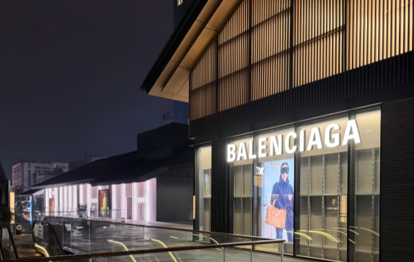 Chengdu Taikoo Li: A Fashionable 'Slow Play' Courtyard Next to a Millennium Old Temple-4