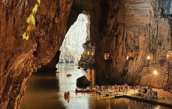 Zhijin Cave: A Journey to the Underground Palace and the King of Karst Caves