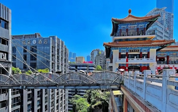 علامة (تشونغكينغ) 8D ماجستيرية و(جورني) إلى الطابق 22 في الطابق الأول-2