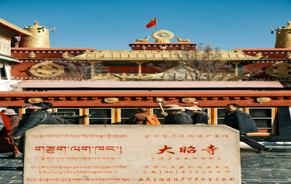 Templo Jokhang: La última peregrinación en el budismo tibetano