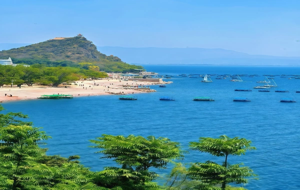 بحيرة فوكسيان: رحلة إيكولوجية لكشف مدينة عالم تحت الماء وملجأ أزرق