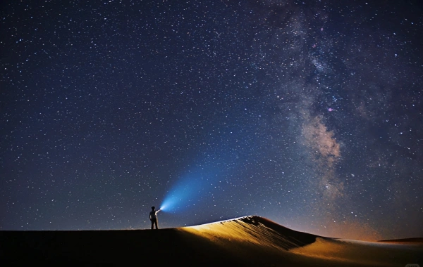 Tengger Desert:A Journey Answering the Wild Call of the