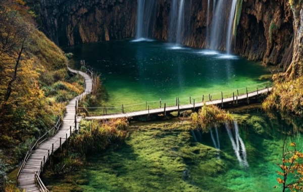 بحيرة باوفنغ: A Journey to a 