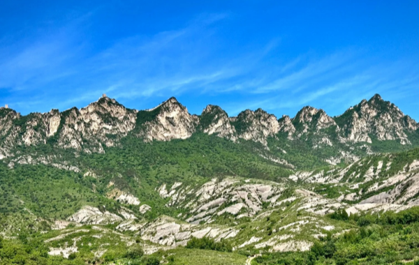 Simatai Great Wall:A Magnificent Epic Journey—From Beacon-Lit Frontier to Starry Night Tours-3