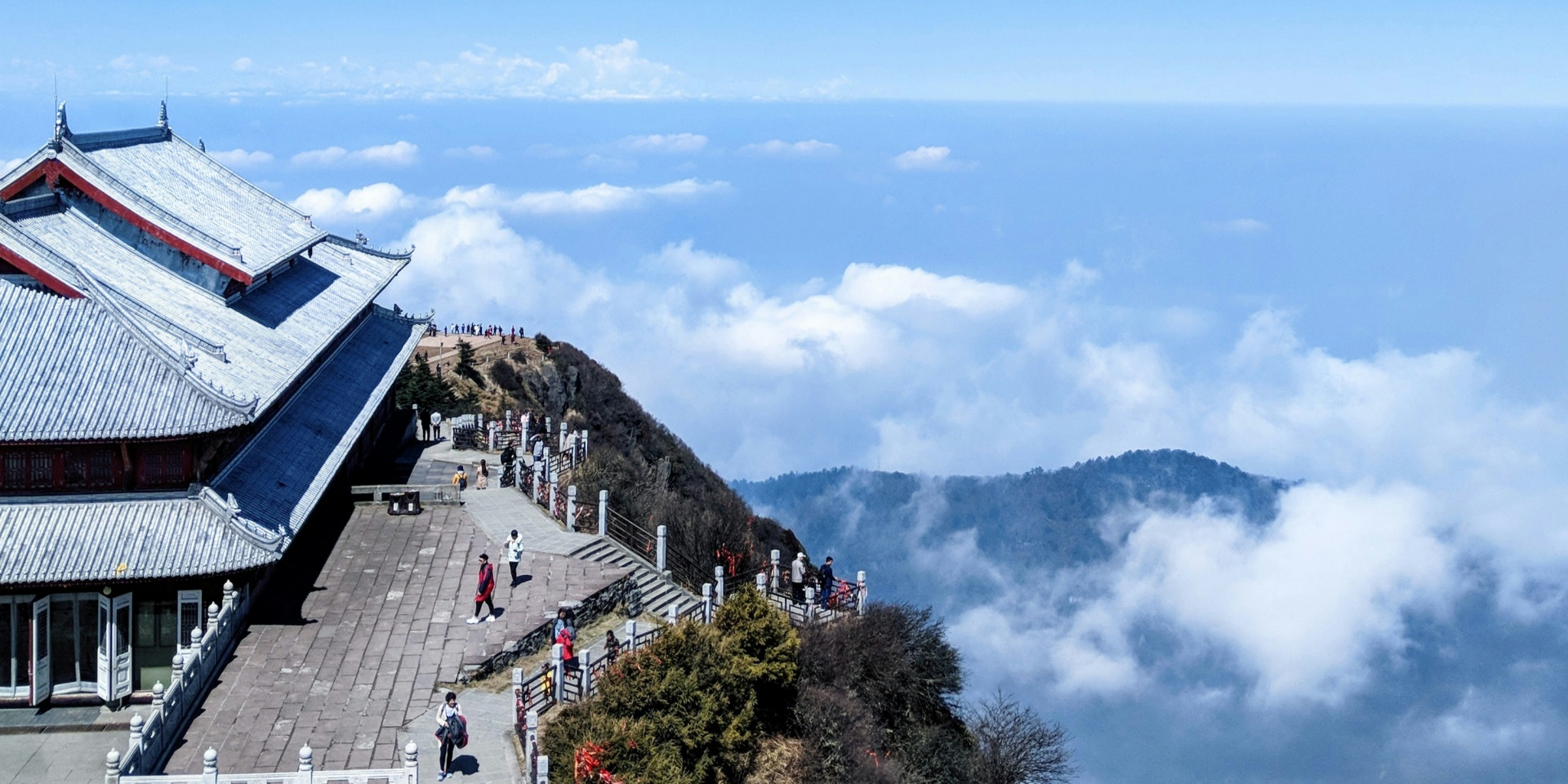 Besuchen Sie Leshan Giant Buddha und Mount Emei an einem Tag