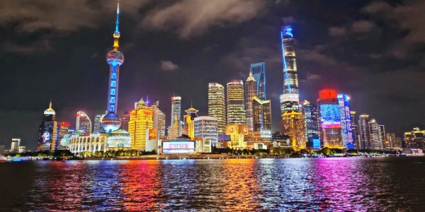 1739262758803.jpg 外滩.jpg