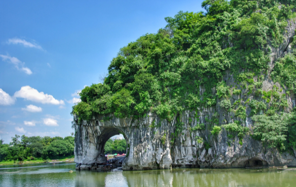 اليوم 3: غوانغزو إلى غيلين