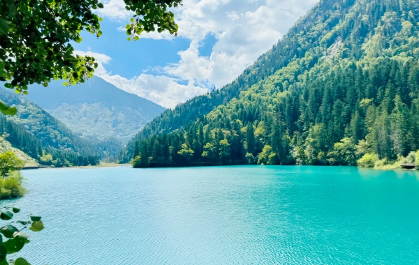 Day 3: Jiuzhaigou Valley