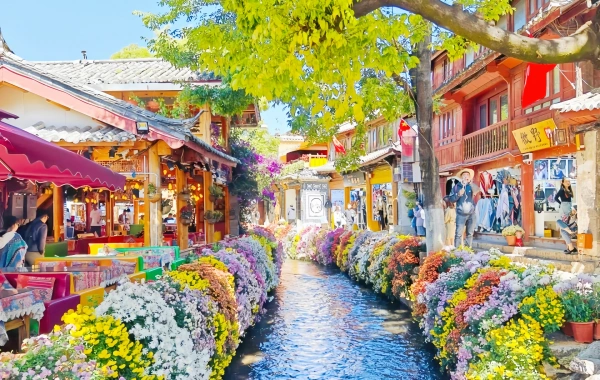 Lijiang Ancient City: A Living Museum of Naxi Civilization