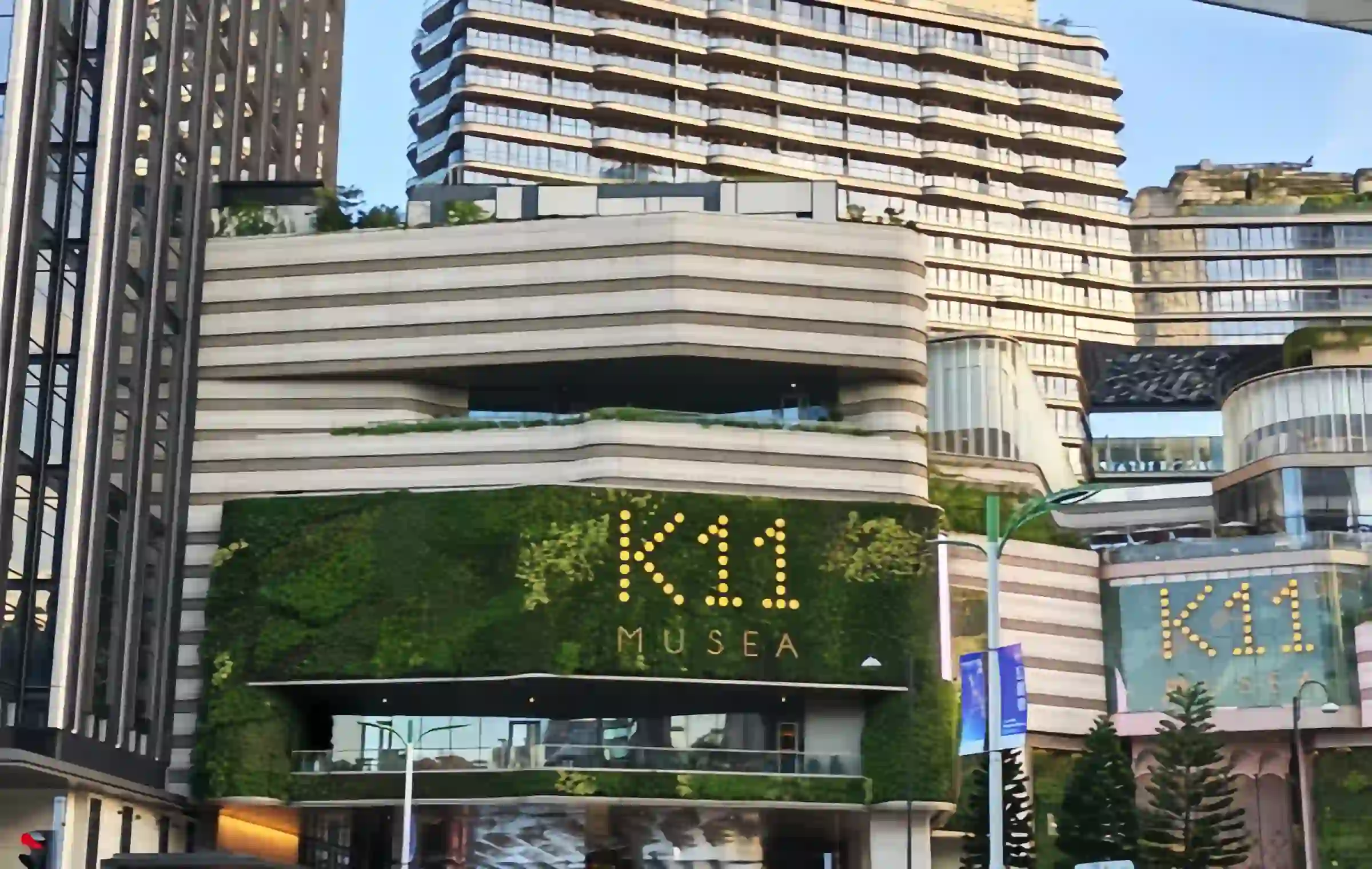 اليوم 13: مغادرة هونغ كونغ