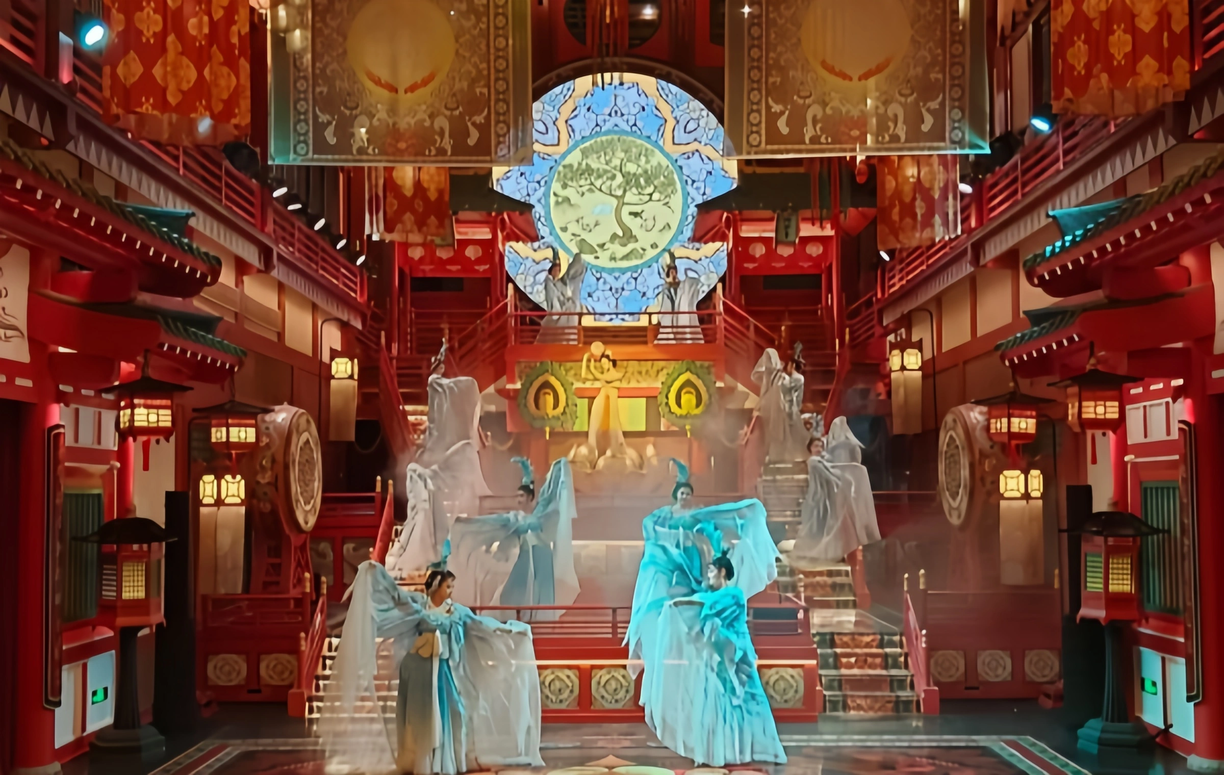 اليوم 2: زيارة منطقة وسط المدينة