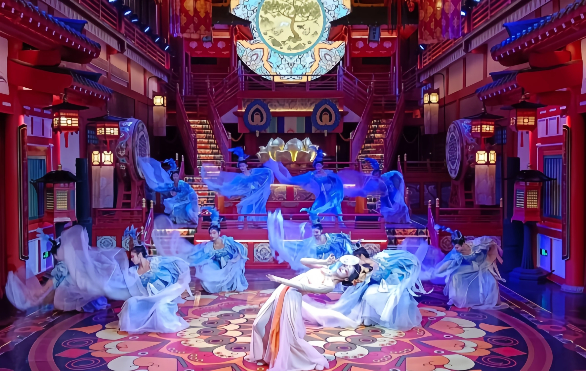 اليوم 2: زيارة منطقة وسط المدينة