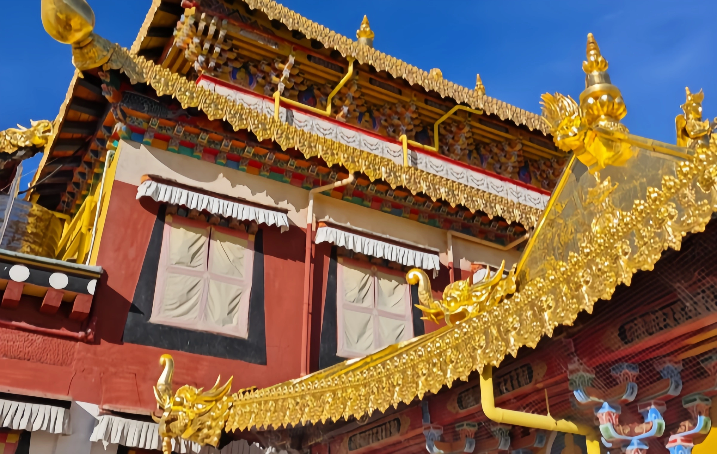 اليوم السادس: ليجيانغ إلى شانغري لا سونغزانلين معبد