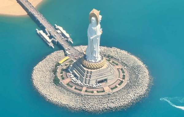 Sanya One-Day Tour: Exploring Nanhai Guanyin, Dadongtian/Xiaodongtian " Tianya Haijiao