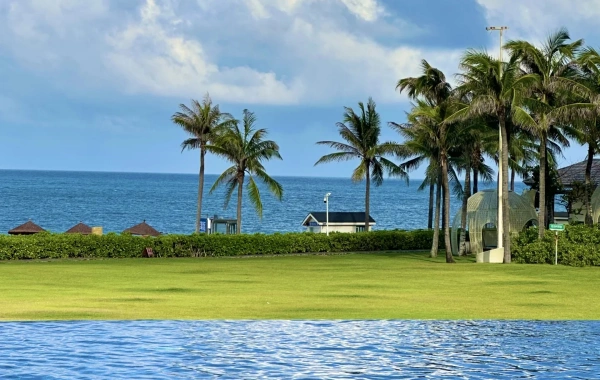 3-Day Sanya Tour: Cultural Landmarks " Coastal wonders