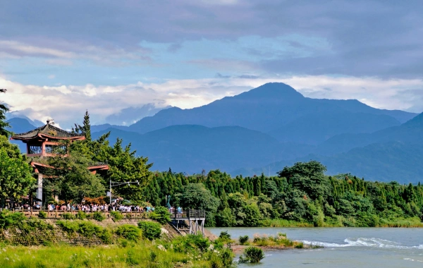 Day 1: Sichuan Cuisine Museum & Dujiangyan