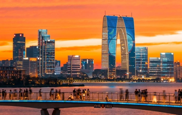 اليوم الرابع: