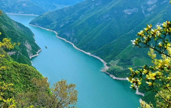 Day 4: Yichang--Chongqing