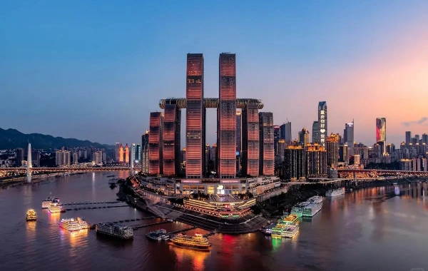 اليوم العاشر: الوصول إلى تشونغكينغ