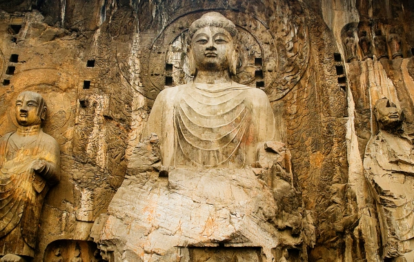 Day 1: White Horse Temple--Luoyang Museum--Longmen Grottoes