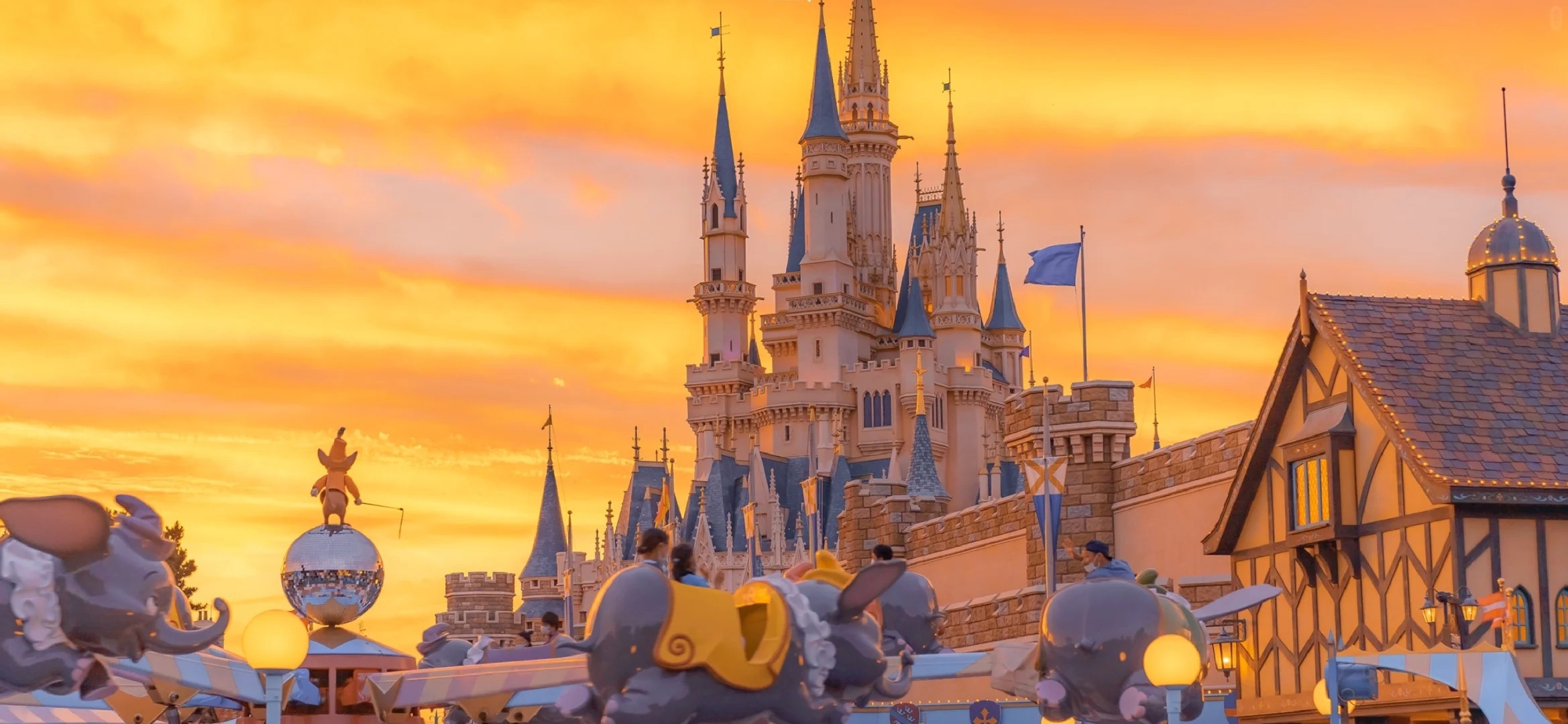 Explore Shanghai Deney Wuhan ' the Three Gorges in 10 Days